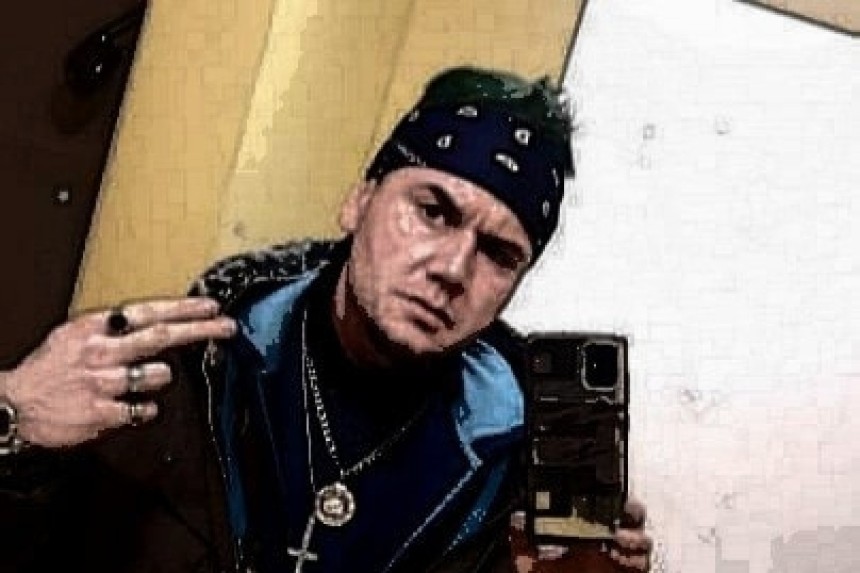 Savage held for bail on violent allegations