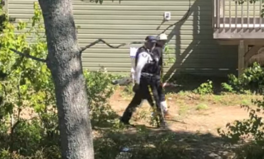 Dedam shot Robichaud in gut at close range with shotgun