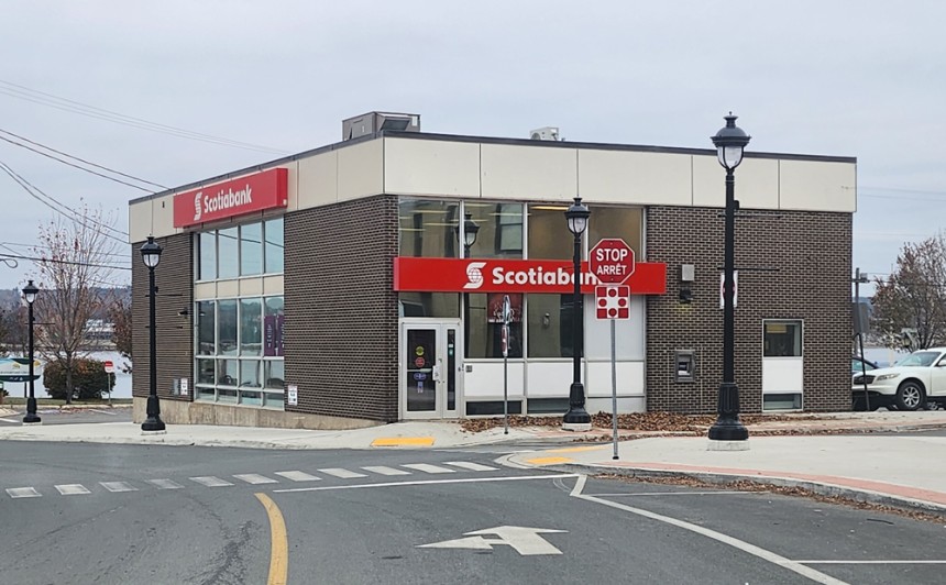 Mayor inquires about fate of Scotiabank building in Chatham