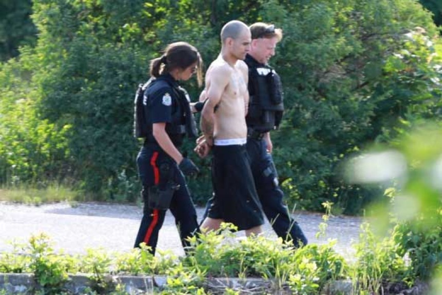 Queen Street armed stand-off results in 9 months jail