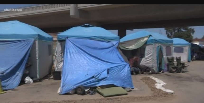 Tents, Hanover and pot holes