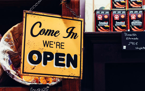 City promotes survey on Sunday shopping