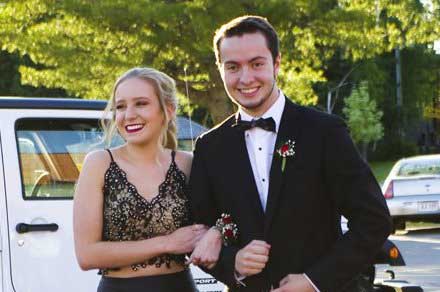 Carrefour Beausoleil students celebrate prom
