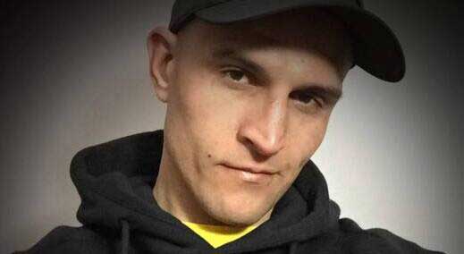 Armed stand-off nabs robbery suspect