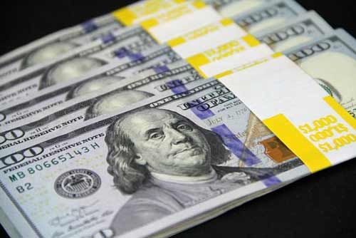 6 court briefs:  counterfeit money charges withdrawn